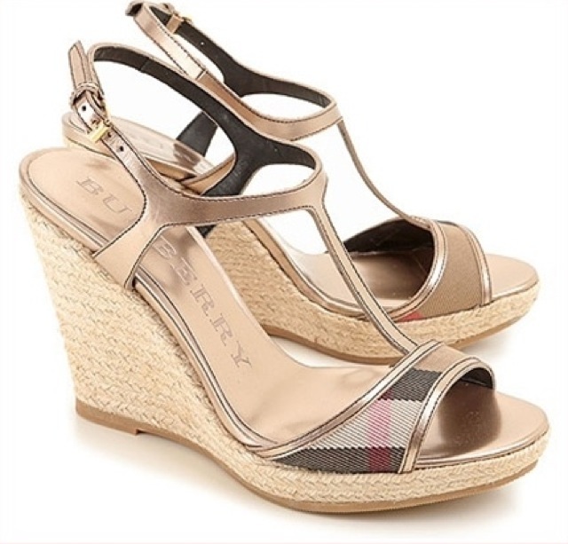 アンクルストラップサンダル