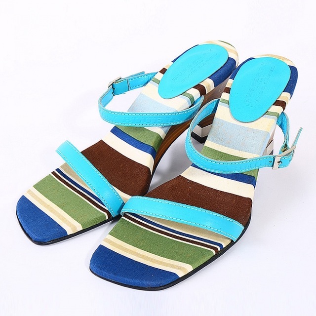 ブルー系サンダル