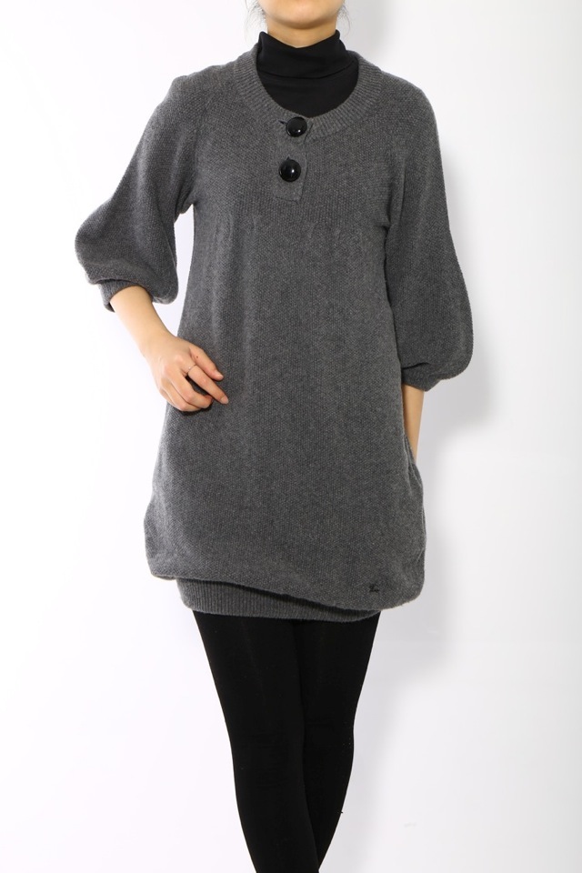 ふんわりニットワンピース