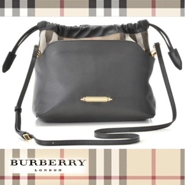 Burberry春夏新作ブラックショルダーバッグ