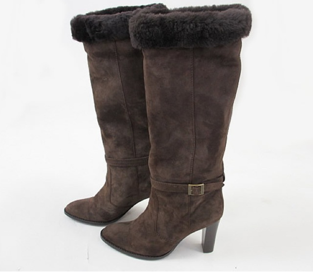 ムートンブーツ