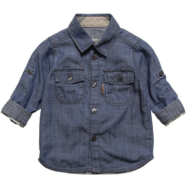 デニムシャツ