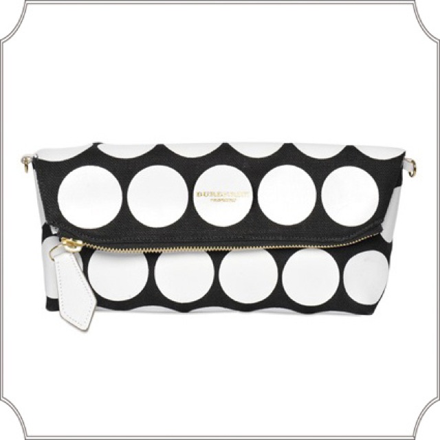 ドット柄クラッチ