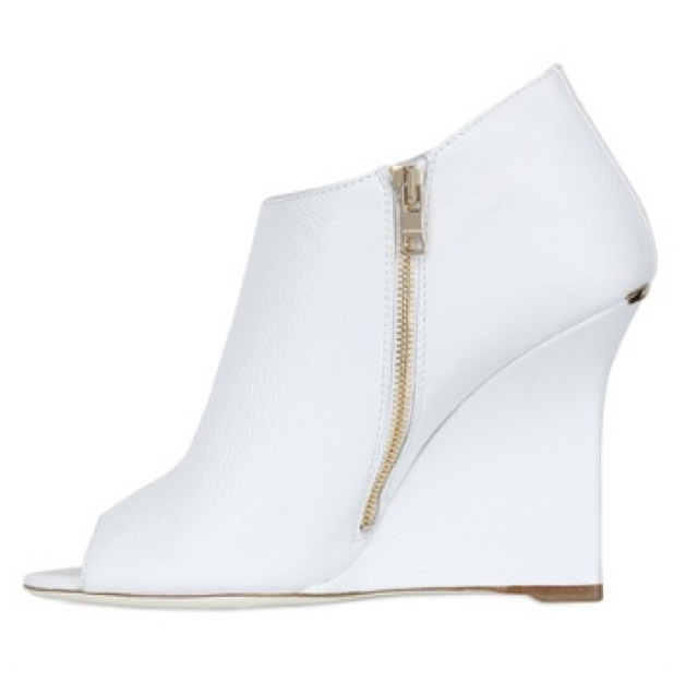 アンクルブーツ